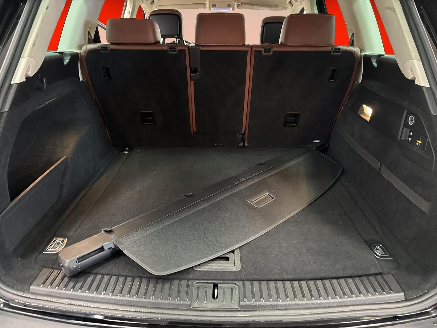 VOLKSWAGEN Touareg 2017