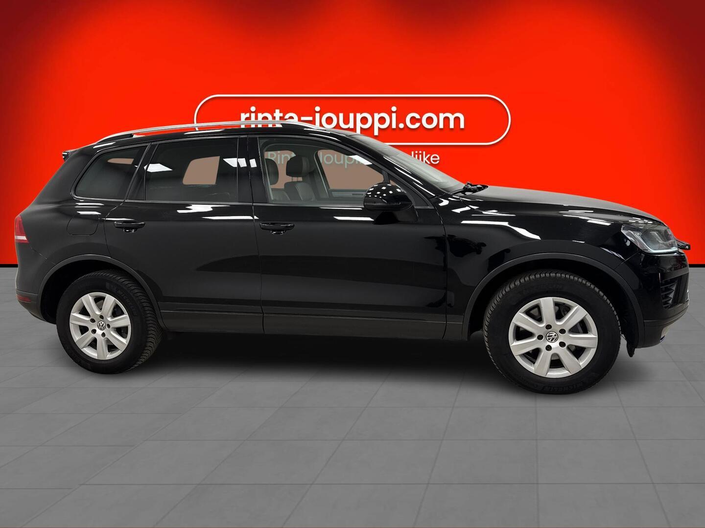 VOLKSWAGEN Touareg 2017