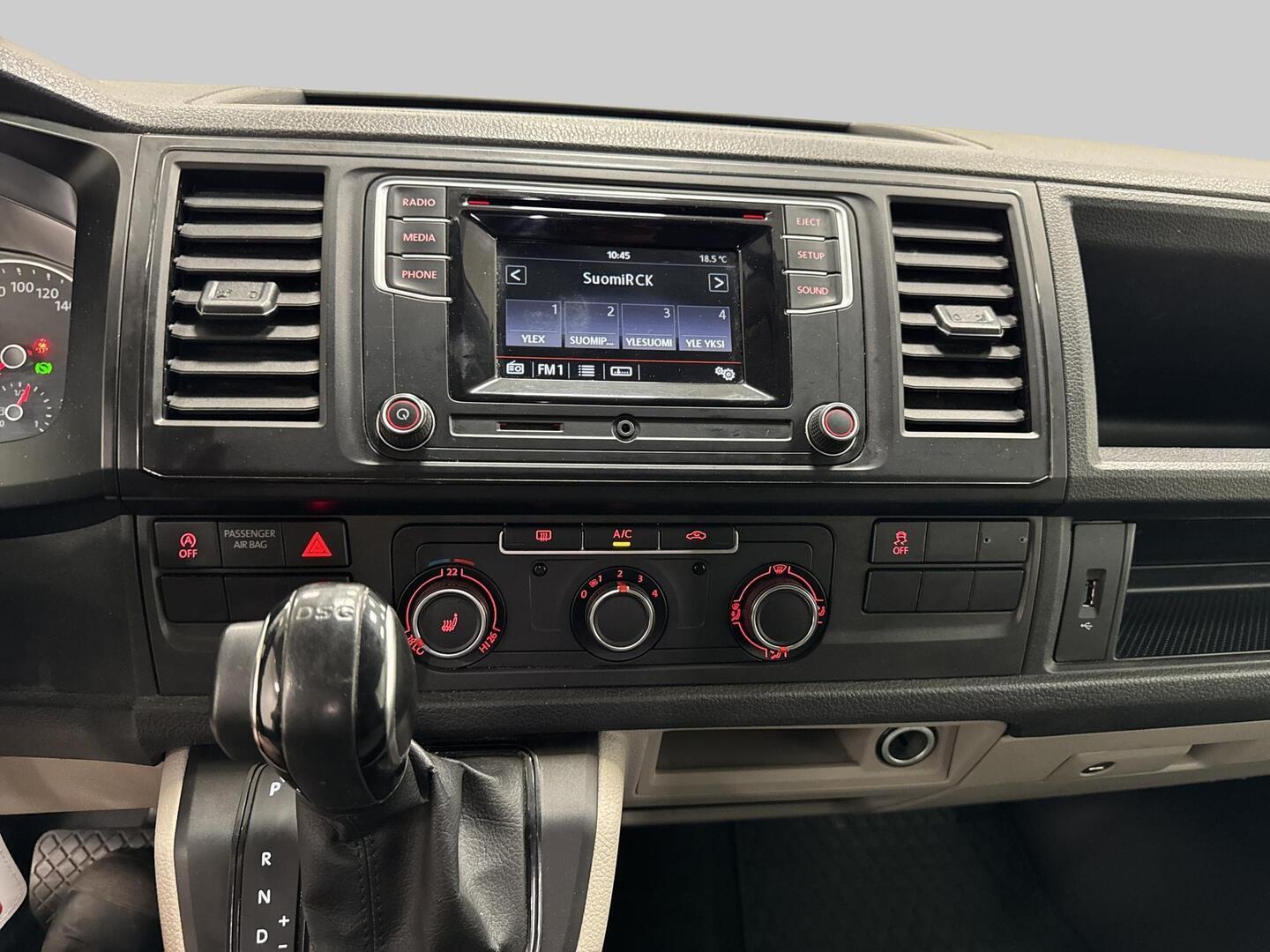VOLKSWAGEN Transporter 2017