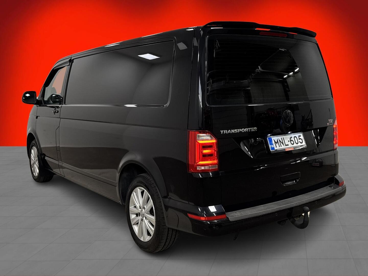 VOLKSWAGEN Transporter 2017
