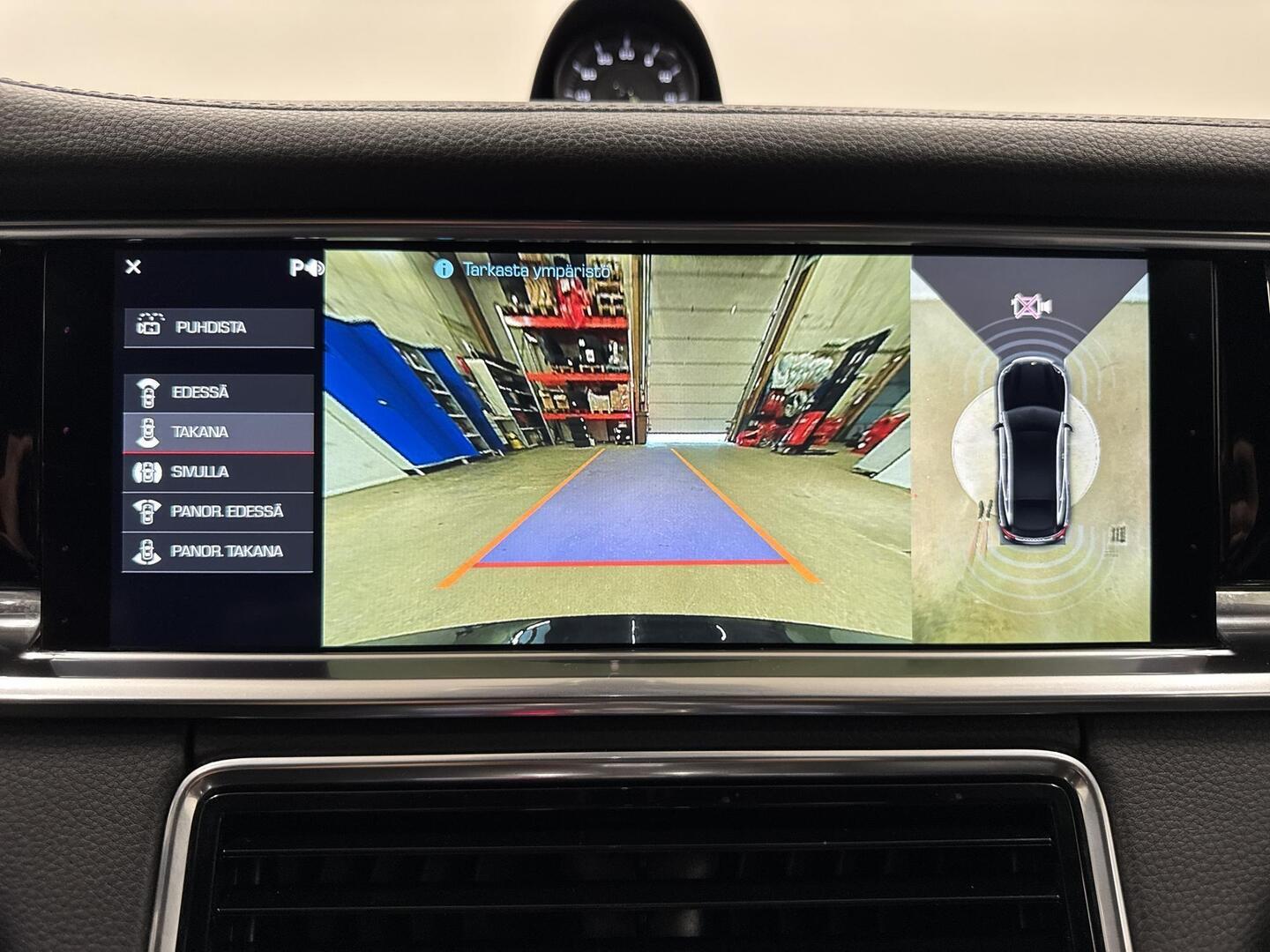 PORSCHE Panamera 2018