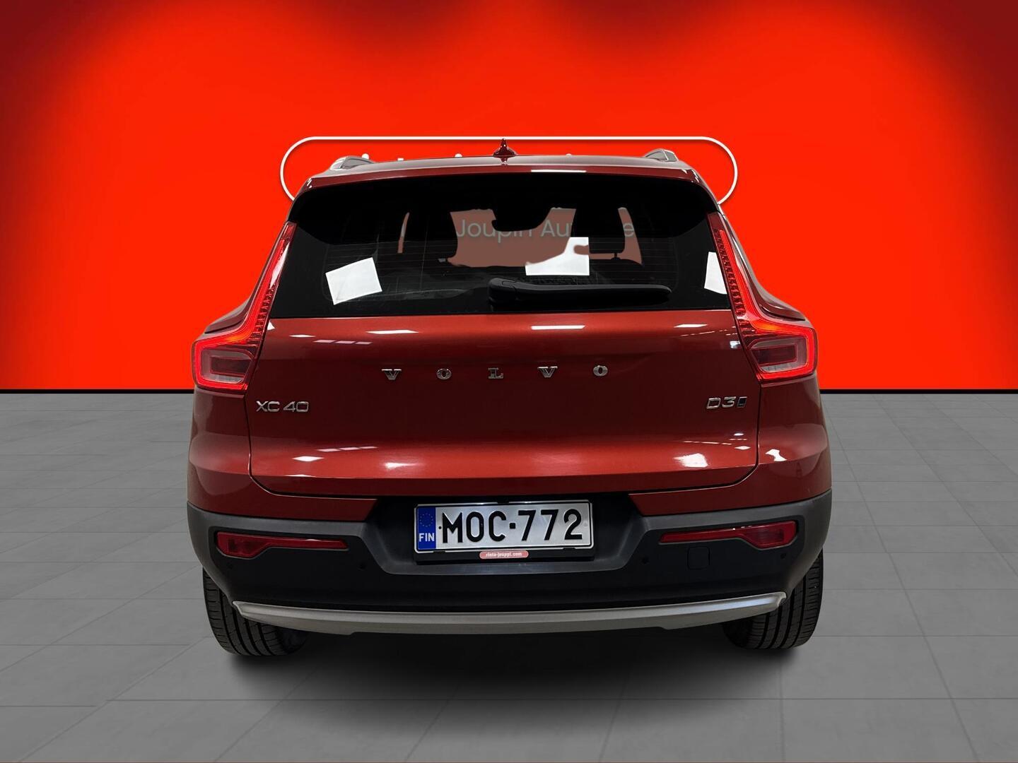 VOLVO XC40 2019