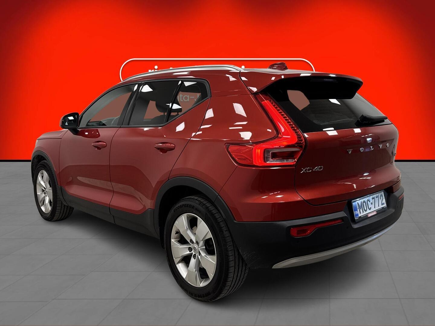 VOLVO XC40 2019