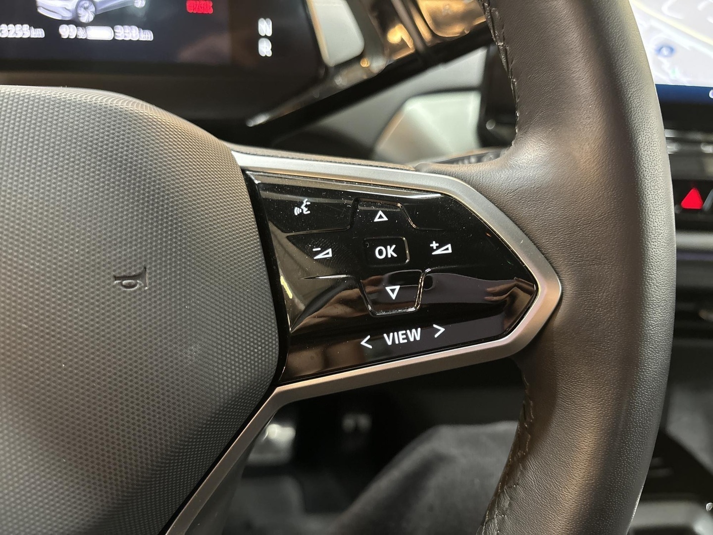 VOLKSWAGEN ID.4 2023