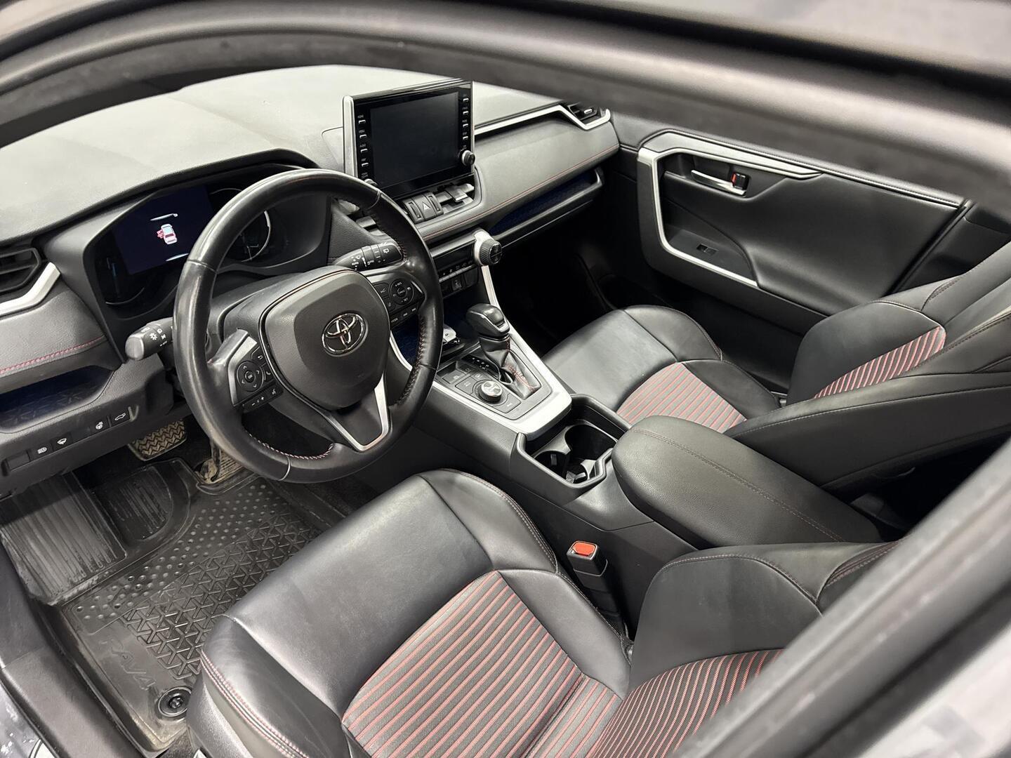 TOYOTA RAV4 PLUG-IN 2020