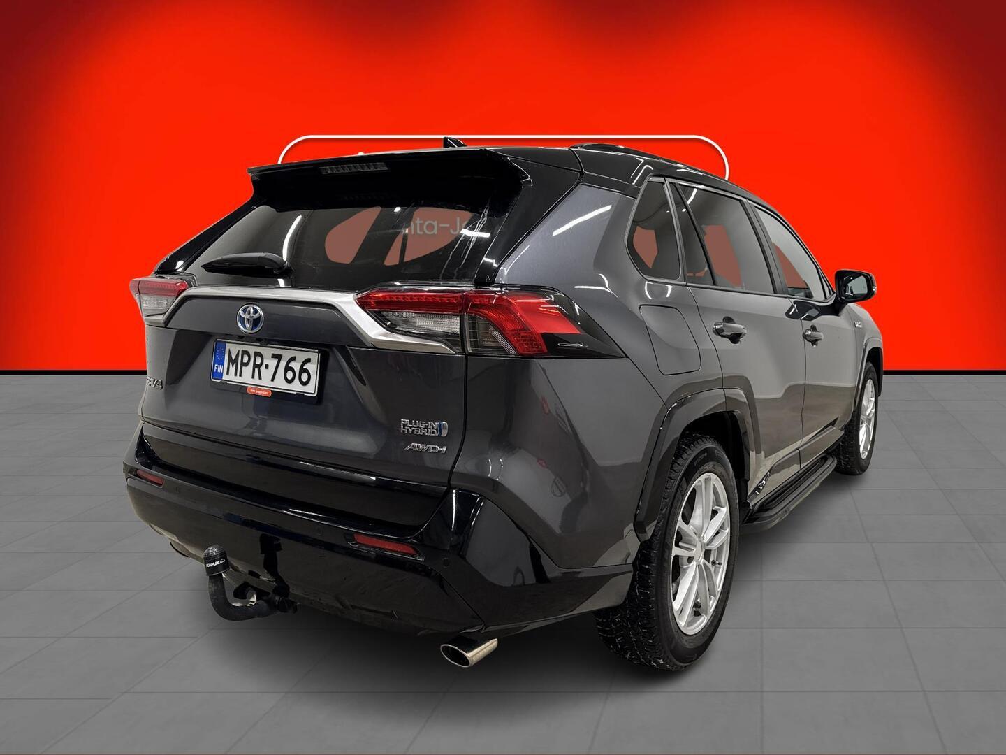 TOYOTA RAV4 PLUG-IN 2020