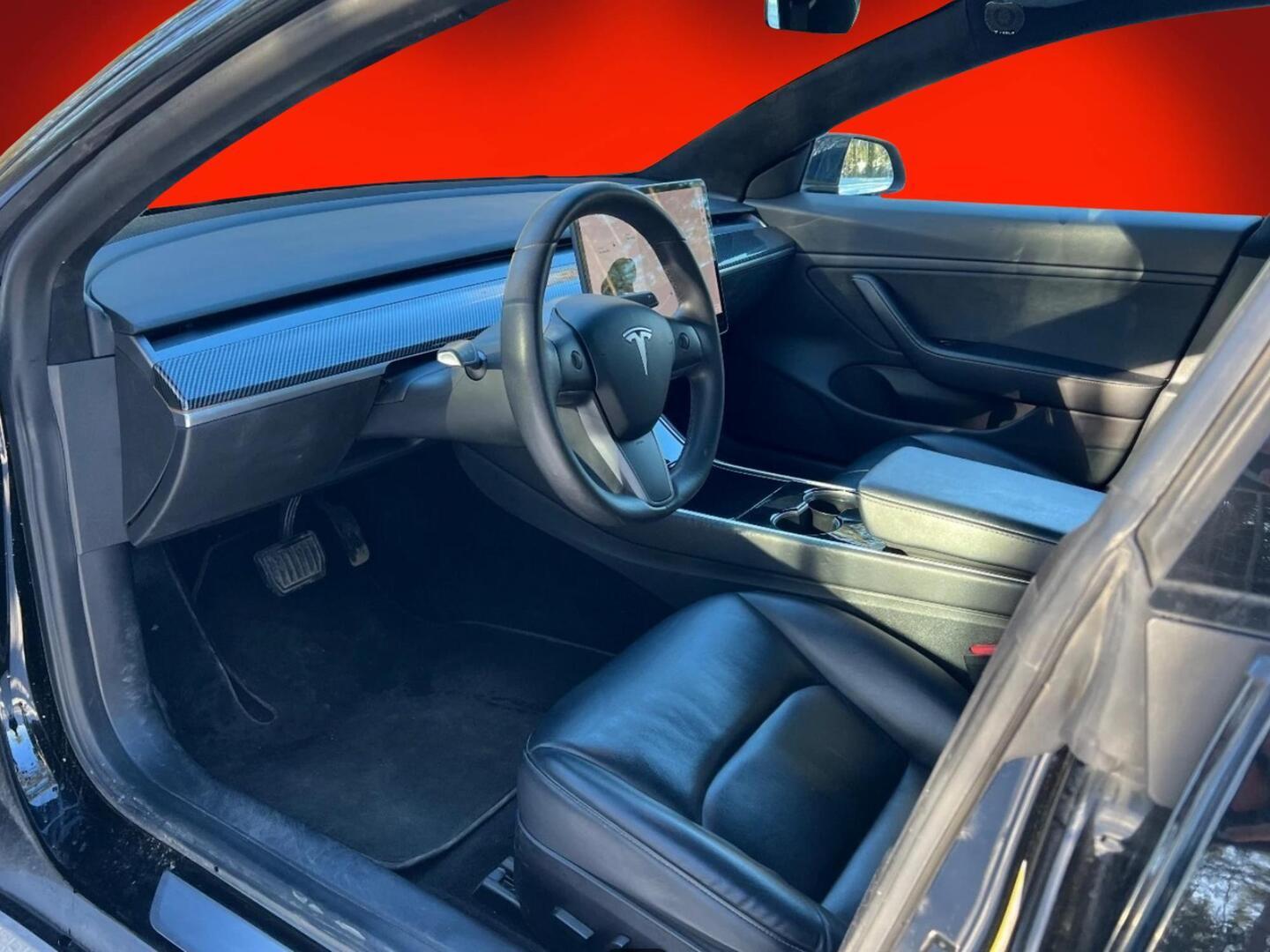 TESLA Model 3 2020