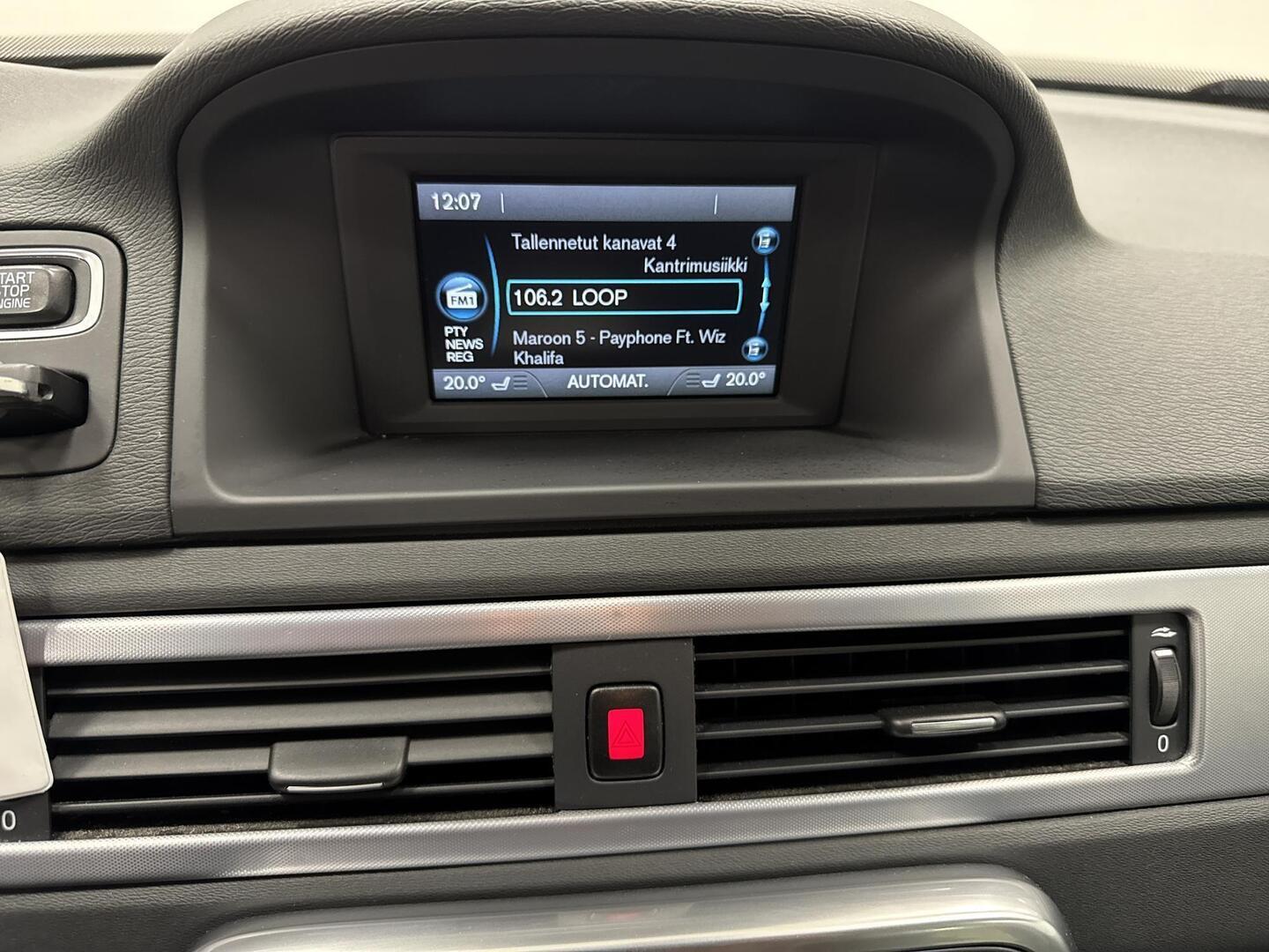VOLVO V70 2016