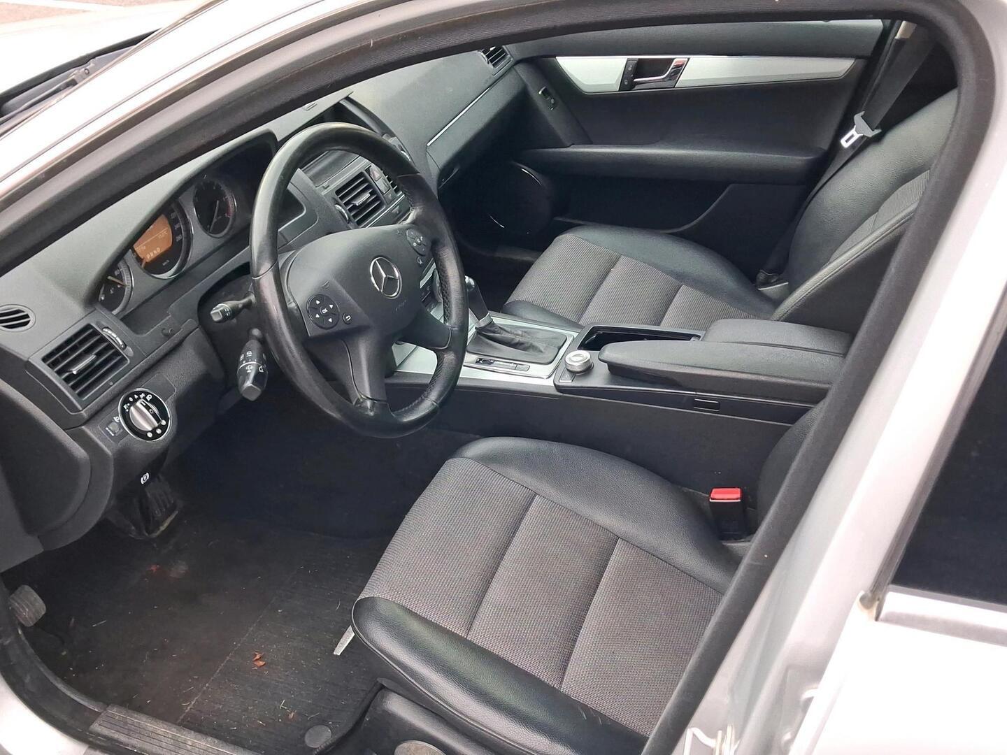 MERCEDES-BENZ C 2007