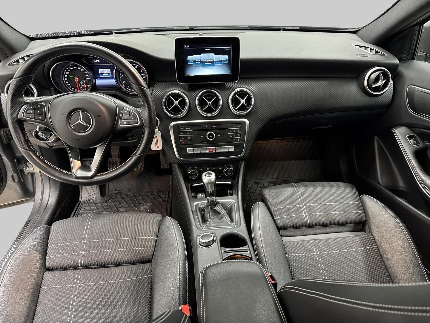 MERCEDES-BENZ A 2016