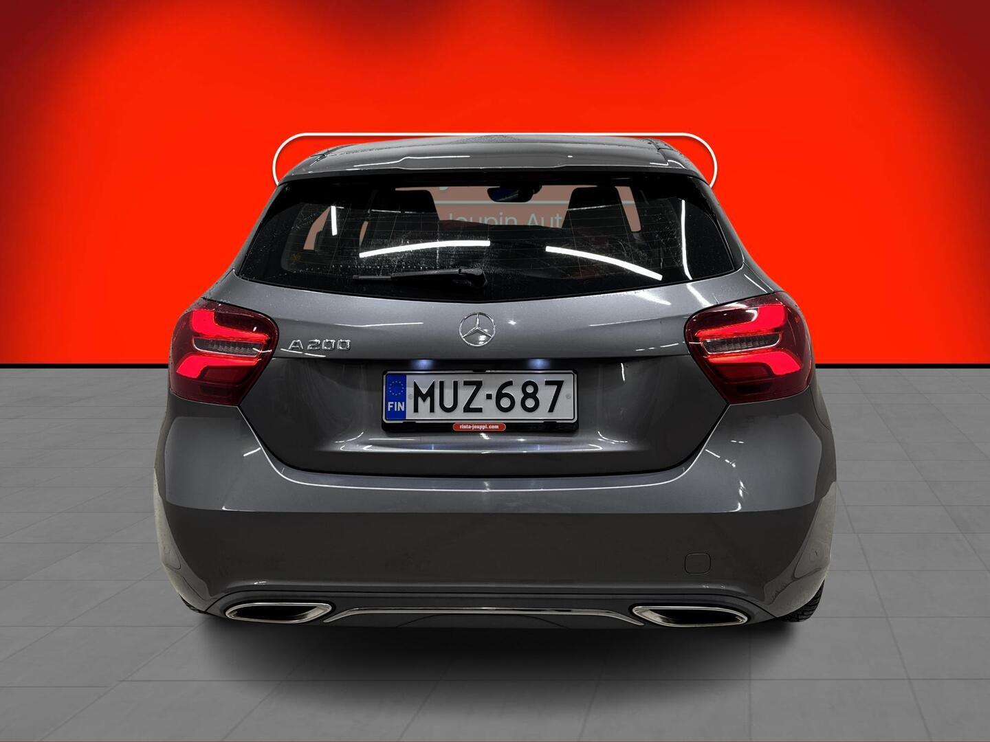 MERCEDES-BENZ A 2016