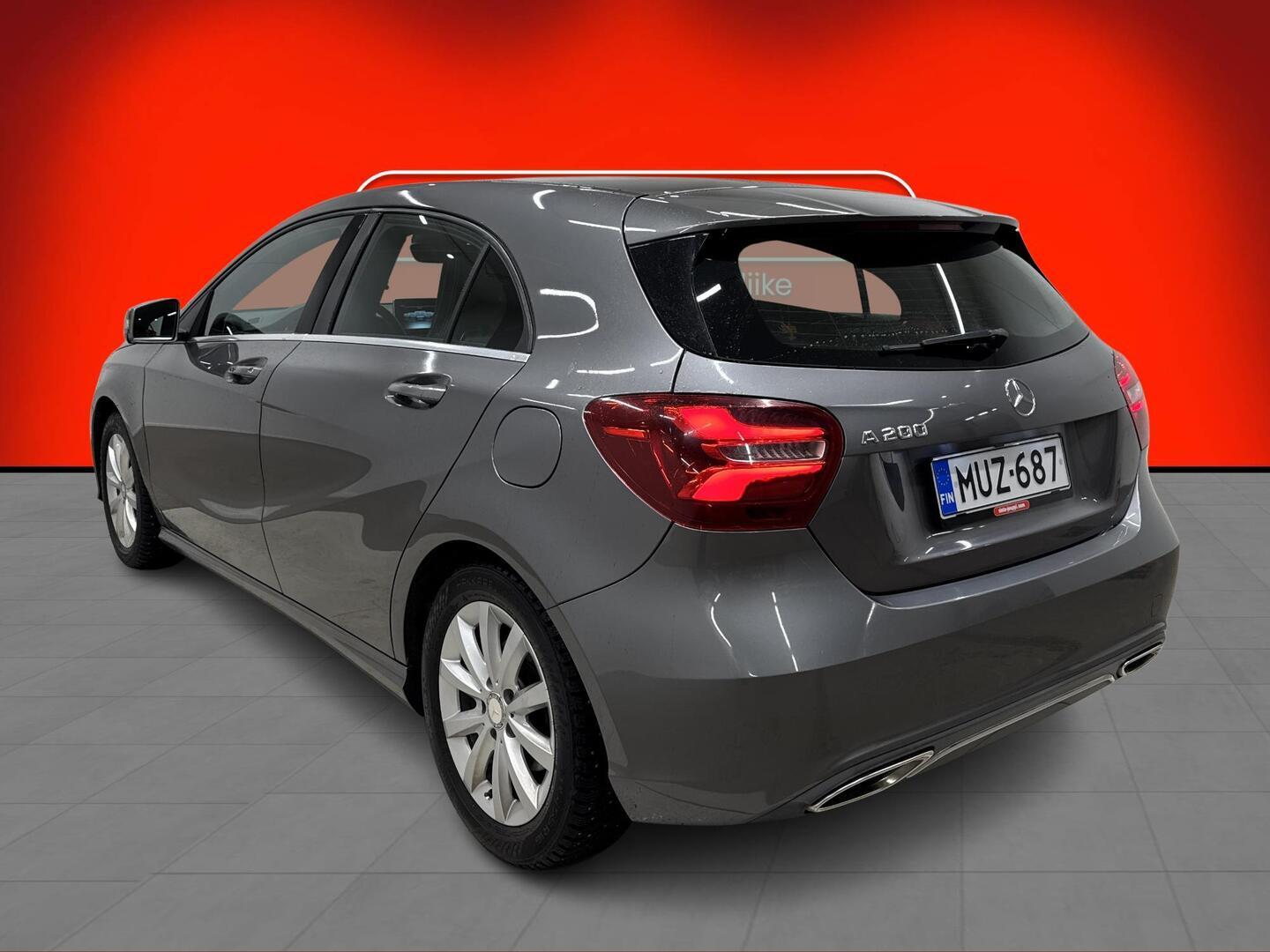 MERCEDES-BENZ A 2016