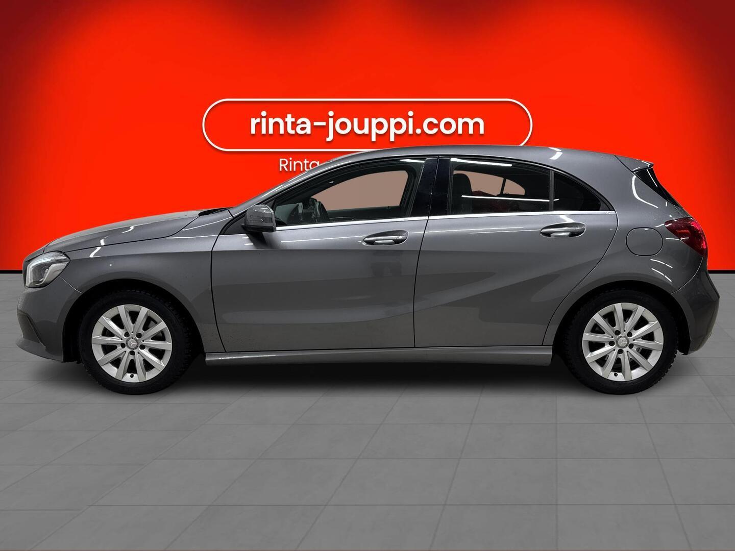 MERCEDES-BENZ A 2016