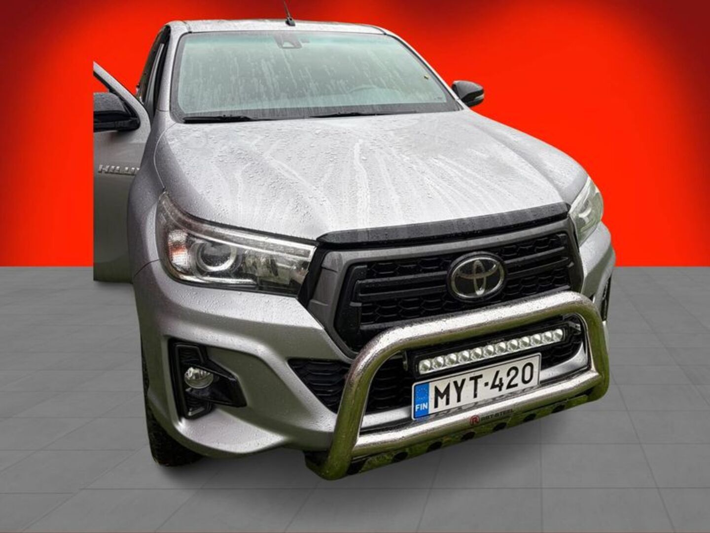 TOYOTA Hilux 2020