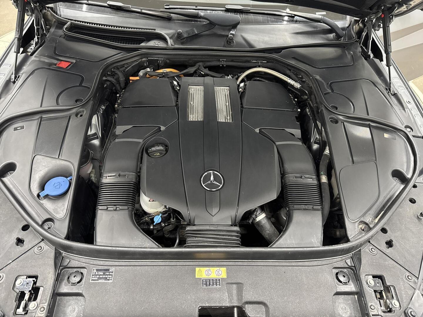 MERCEDES-BENZ S 2015