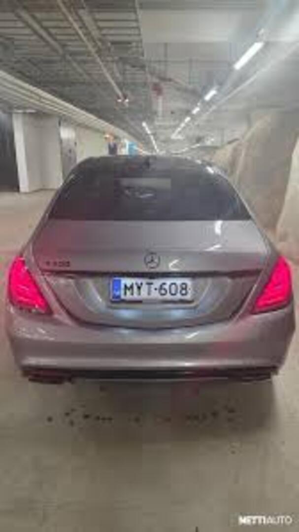 MERCEDES-BENZ S 2015