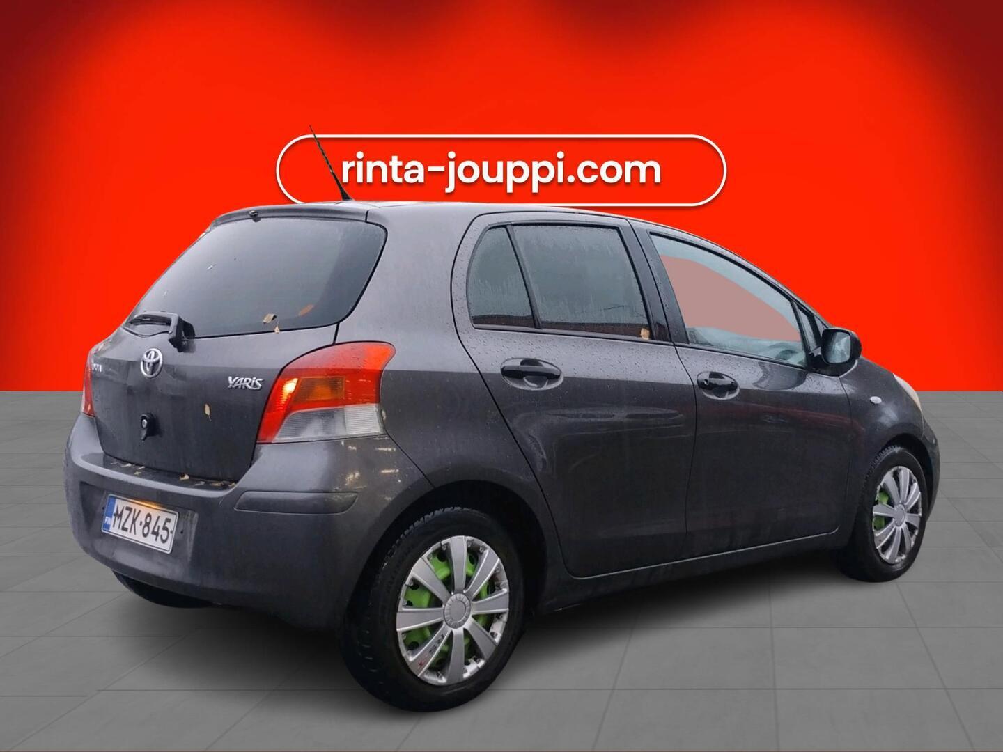 TOYOTA Yaris 2009