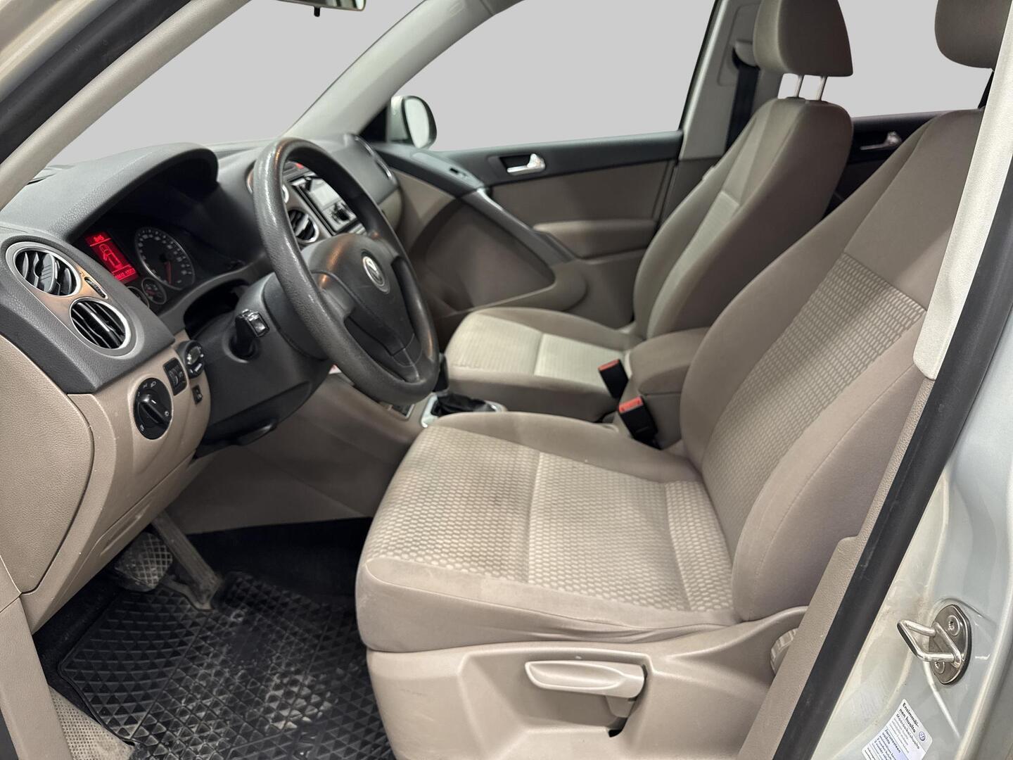 VOLKSWAGEN Tiguan 2008