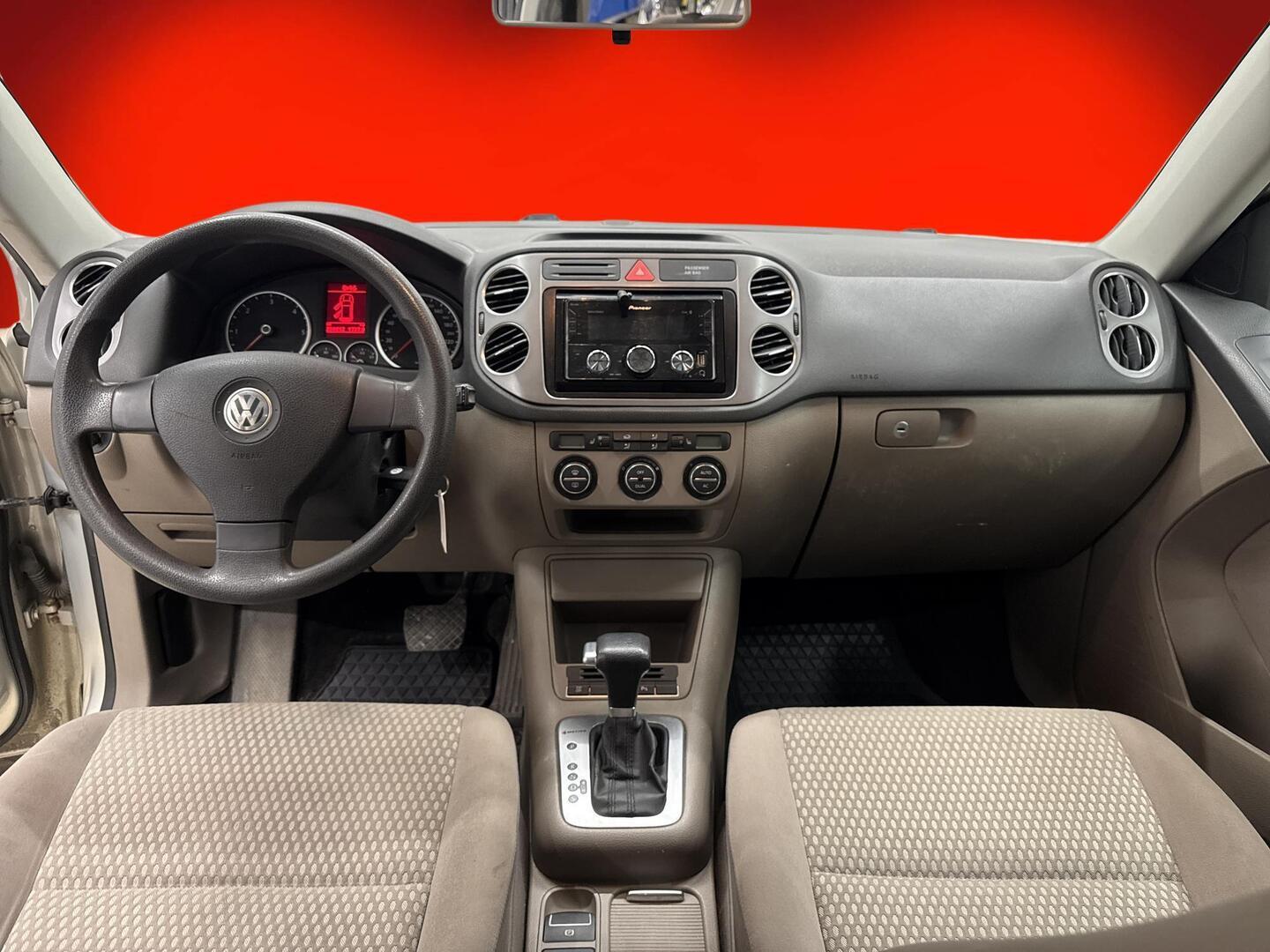 VOLKSWAGEN Tiguan 2008