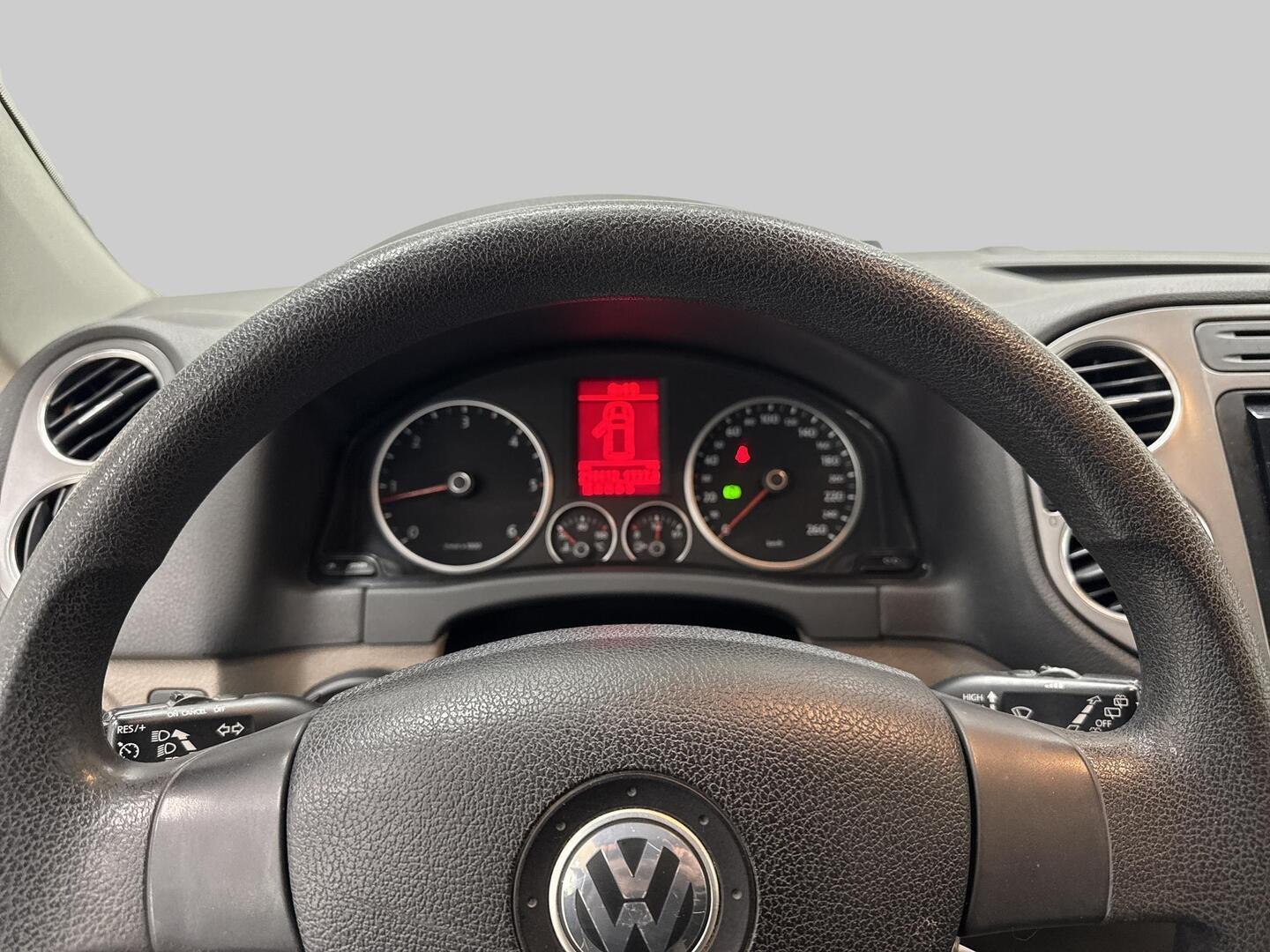 VOLKSWAGEN Tiguan 2008