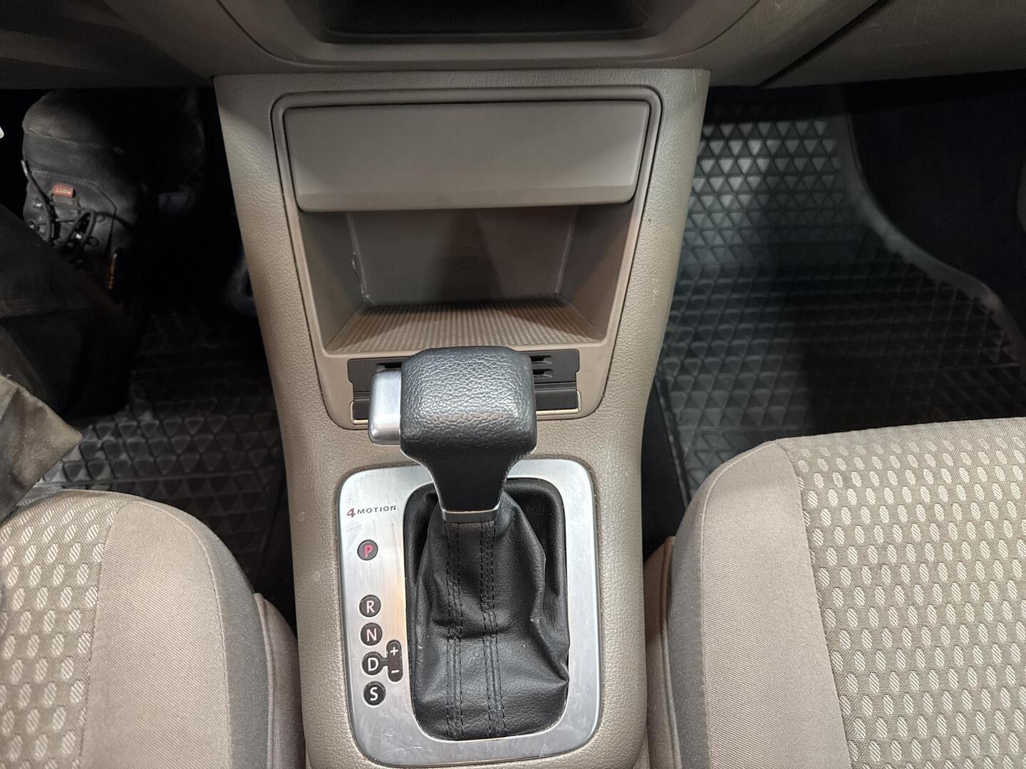 VOLKSWAGEN Tiguan 2008