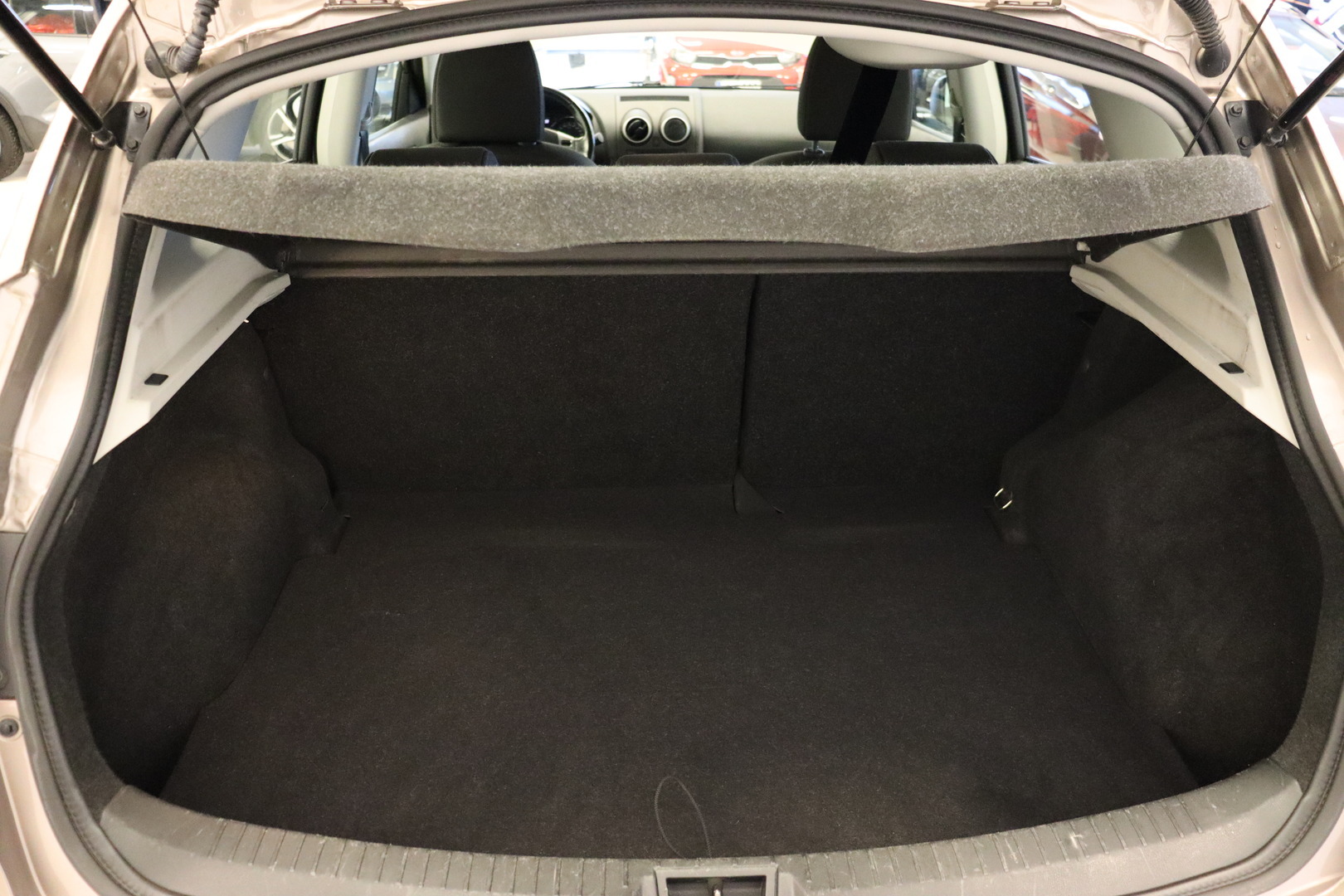 NISSAN Qashqai 2013
