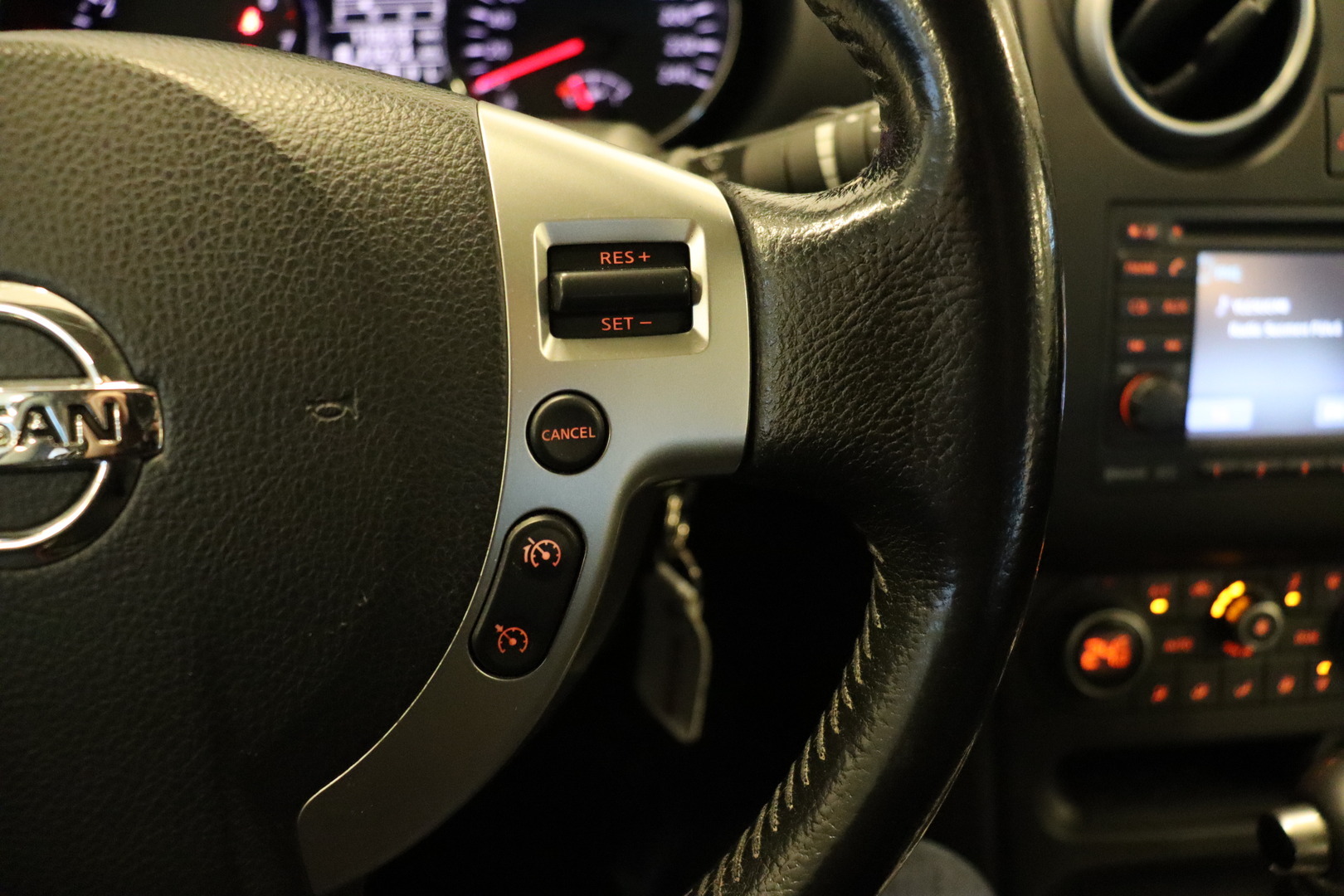 NISSAN Qashqai 2013