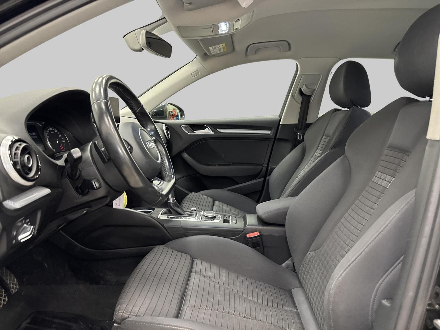 AUDI A3 2016