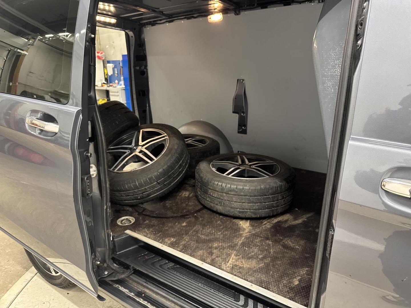 MERCEDES-BENZ Vito 2016