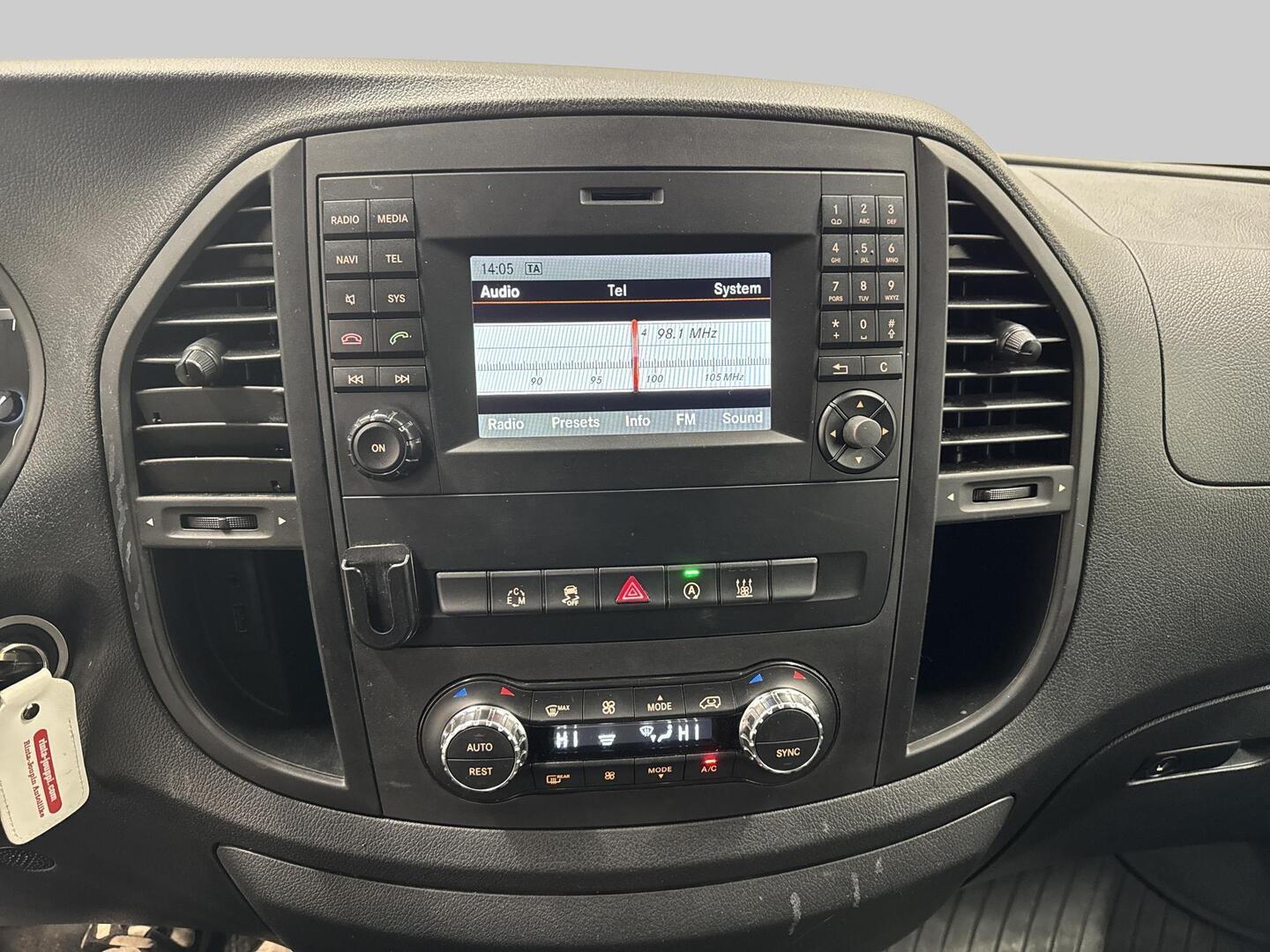 MERCEDES-BENZ Vito 2016