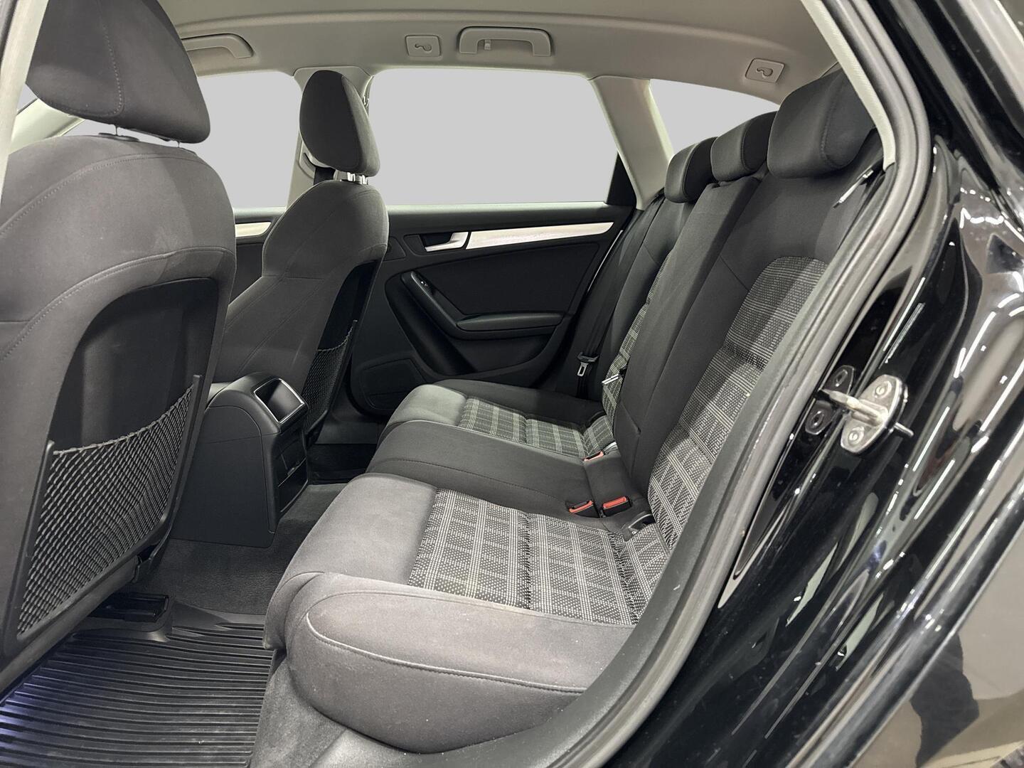 AUDI A4 2014