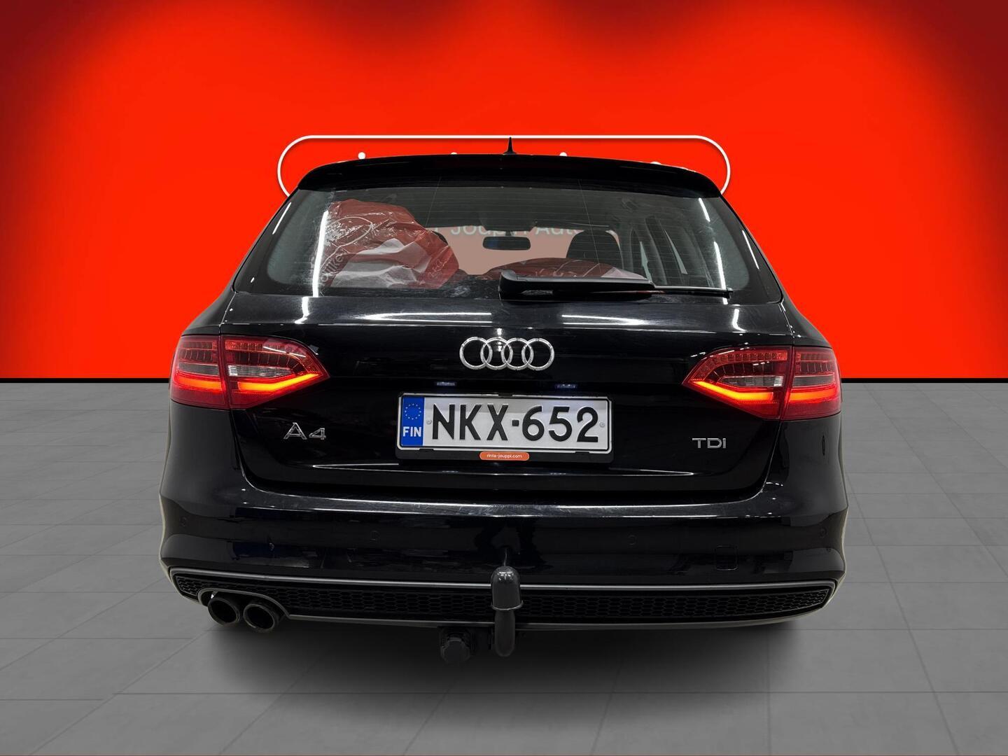 AUDI A4 2014
