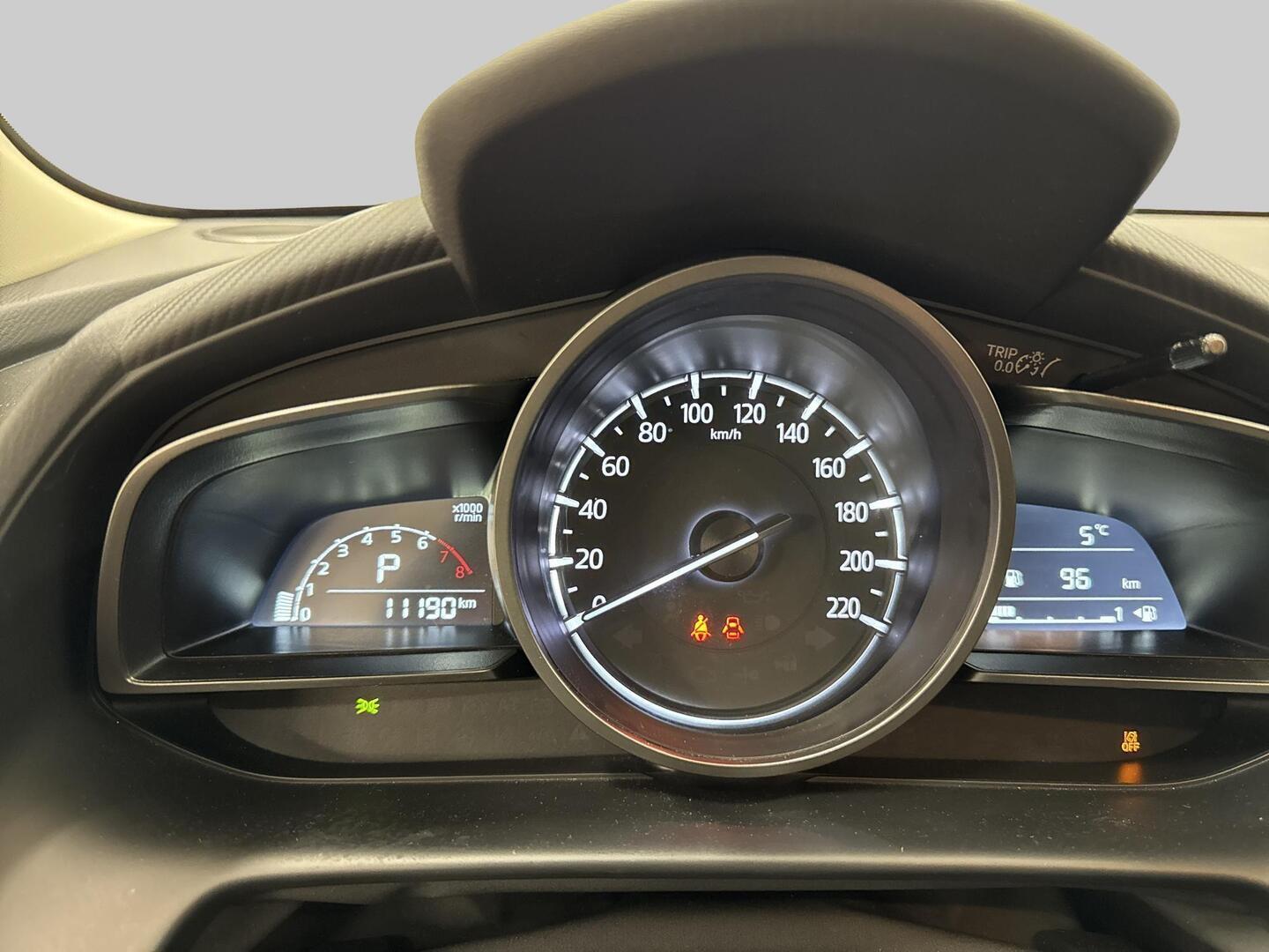 MAZDA 2 2025