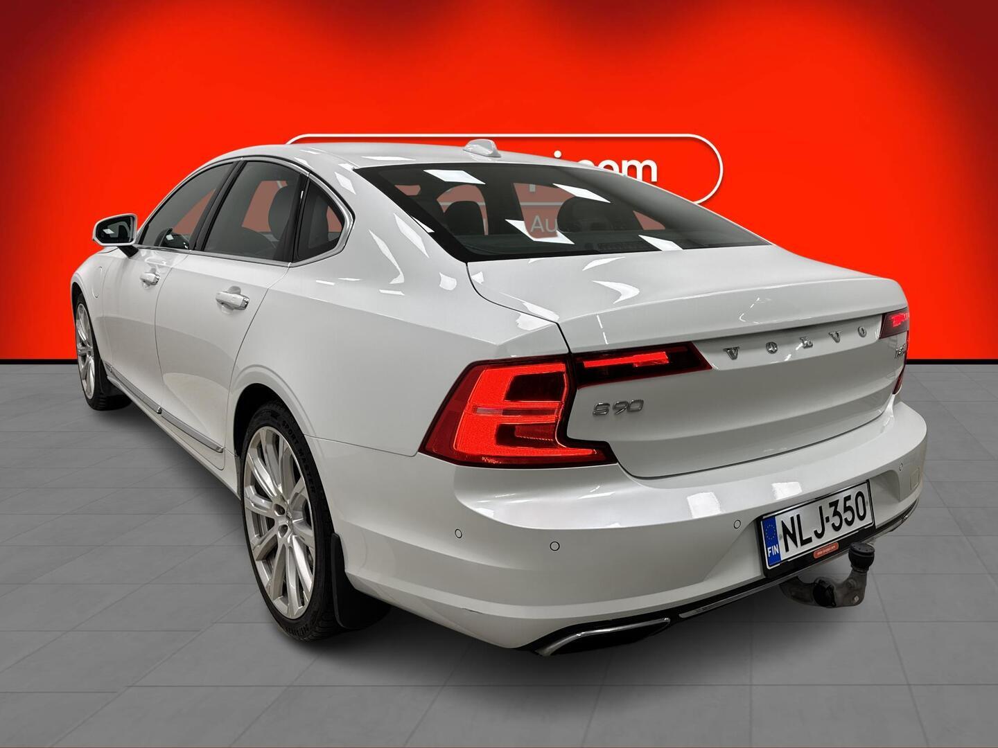 VOLVO S90 2018
