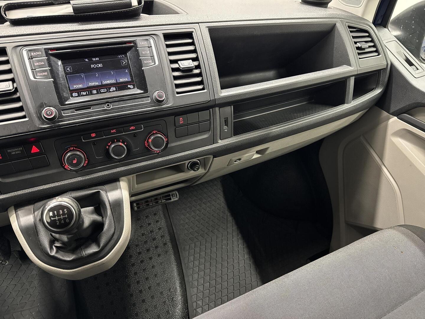 VOLKSWAGEN Transporter 2018