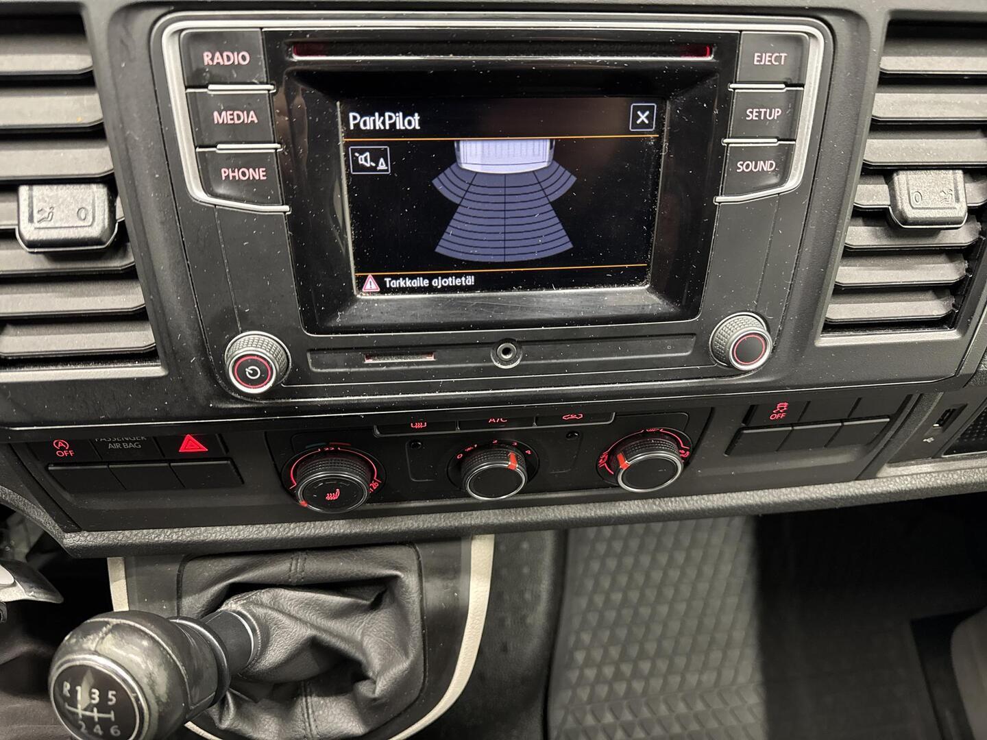 VOLKSWAGEN Transporter 2018