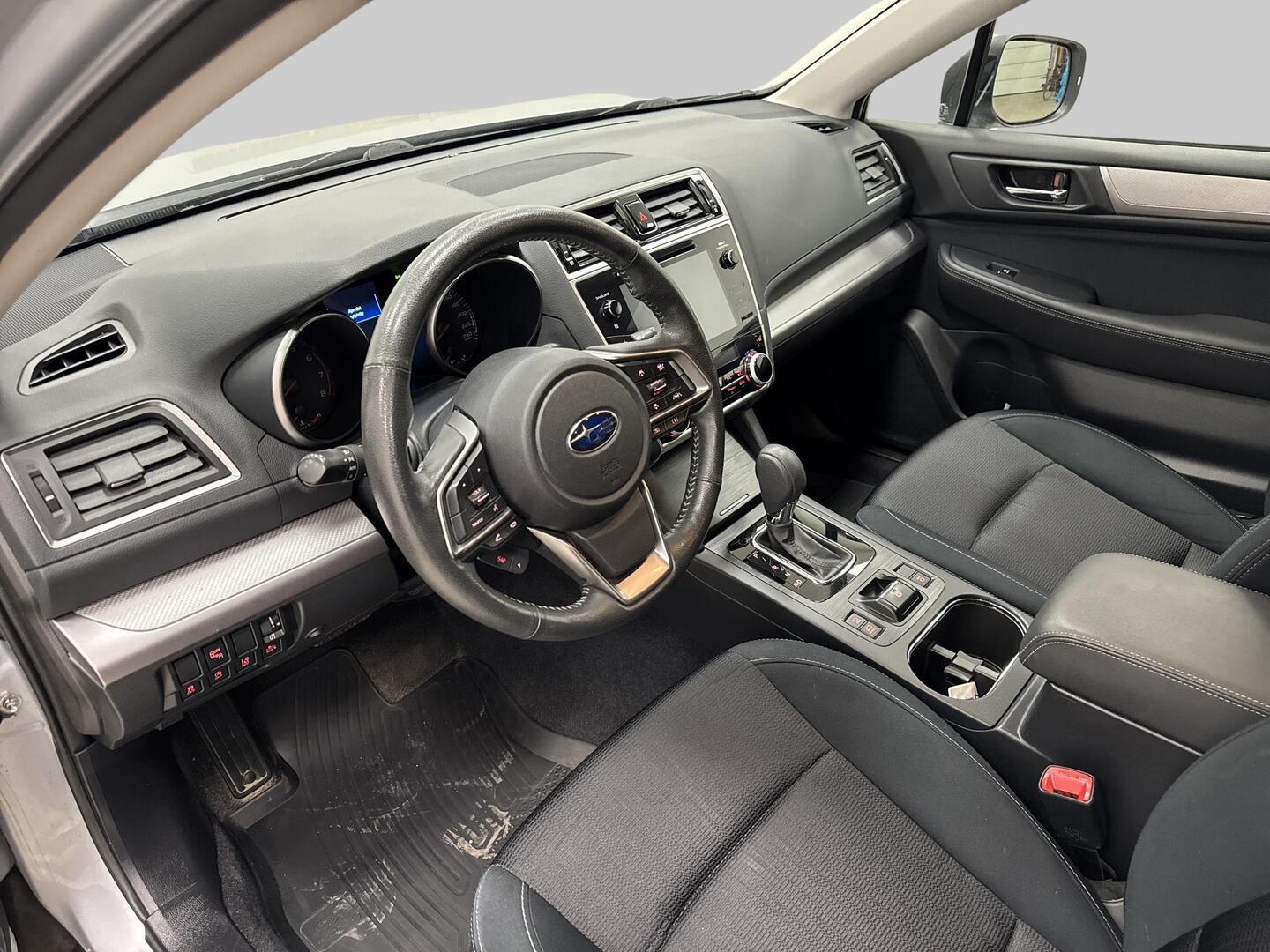 SUBARU Outback 2019
