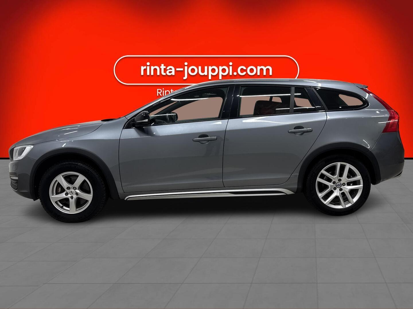 VOLVO V60 Cross Country 2016