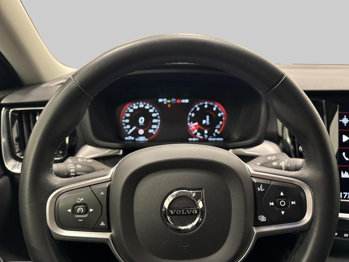 VOLVO S60 2021