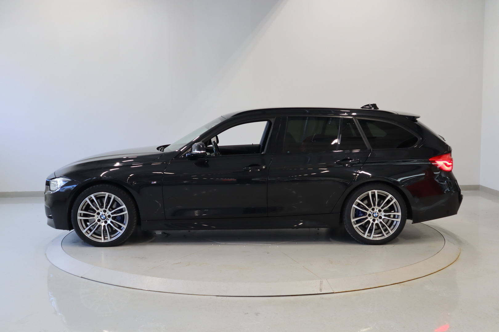 BMW 335 2016