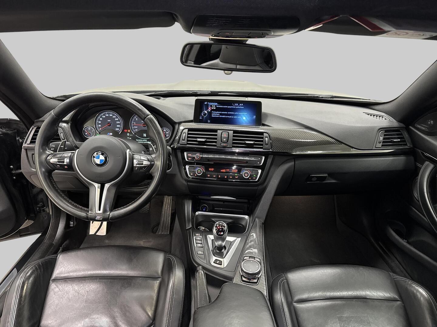 BMW M4 2015