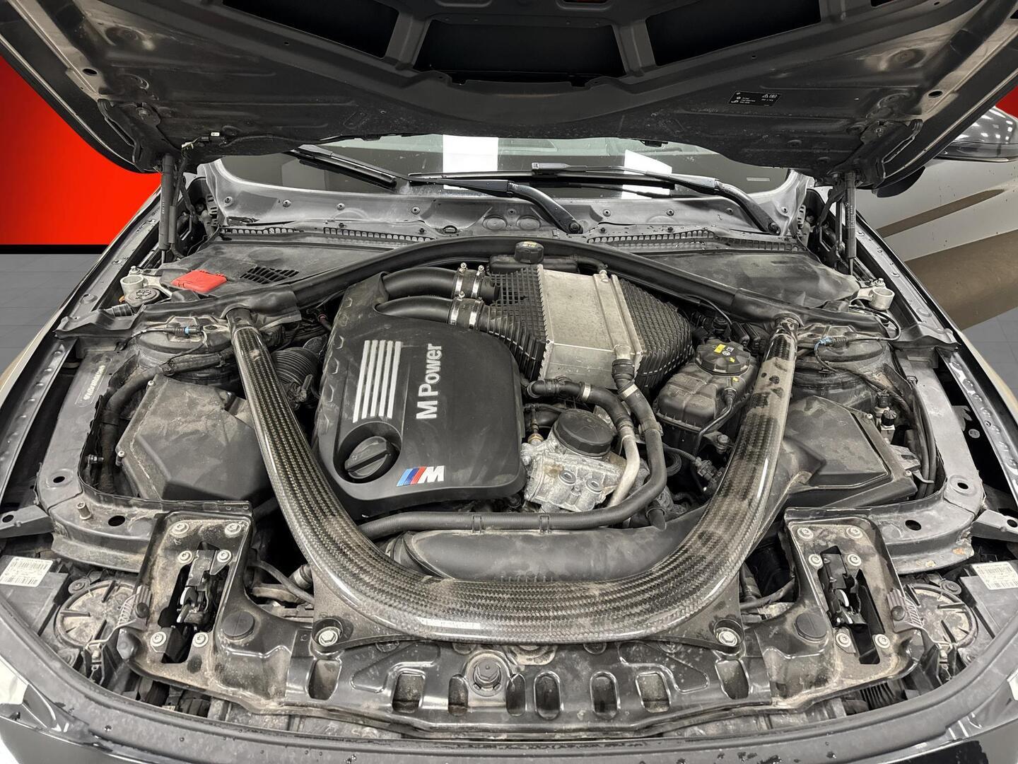 BMW M4 2015