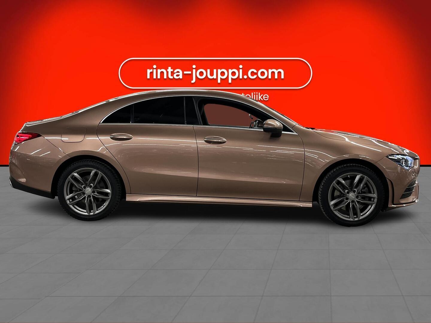 MERCEDES-BENZ CLA 2023