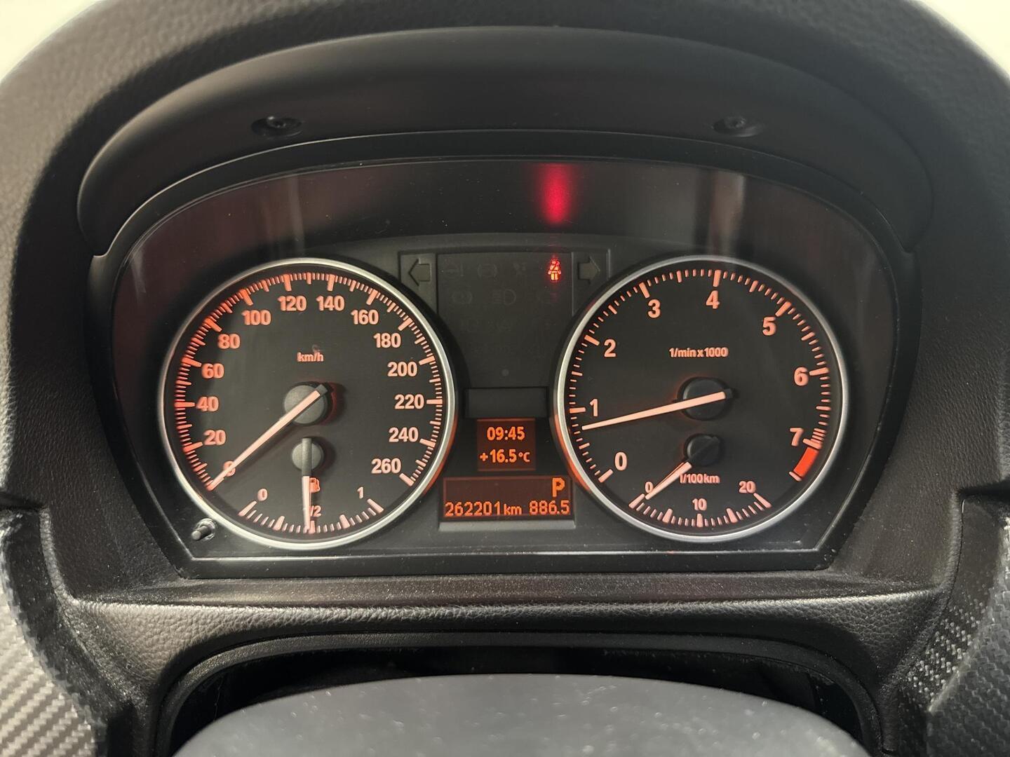 BMW 320 2010