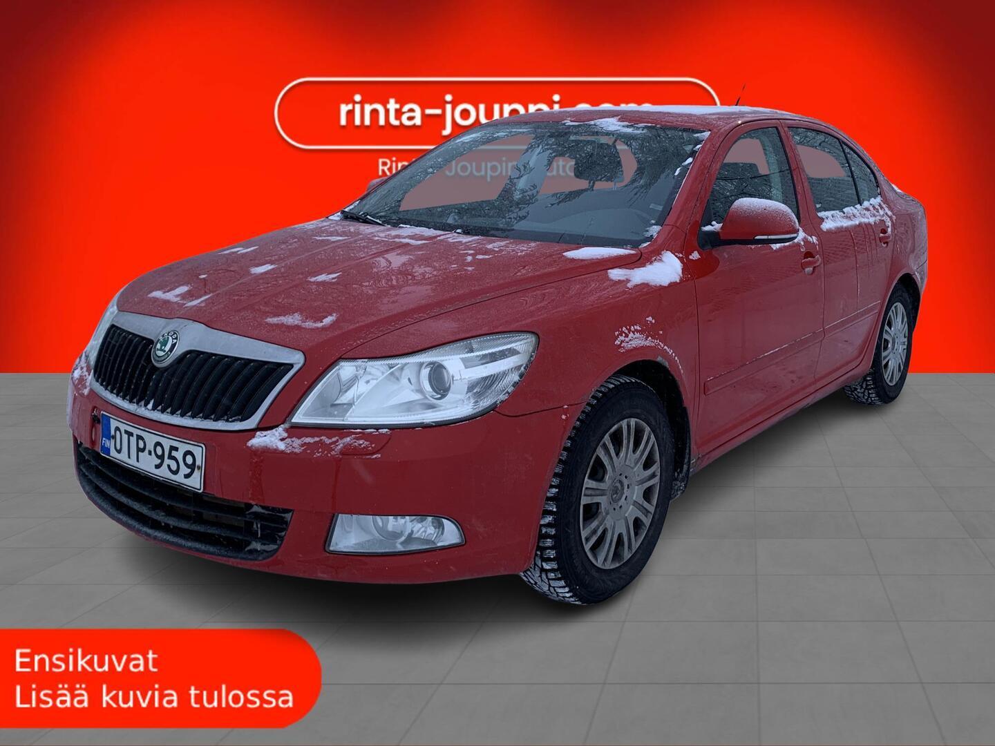 SKODA Octavia 2012