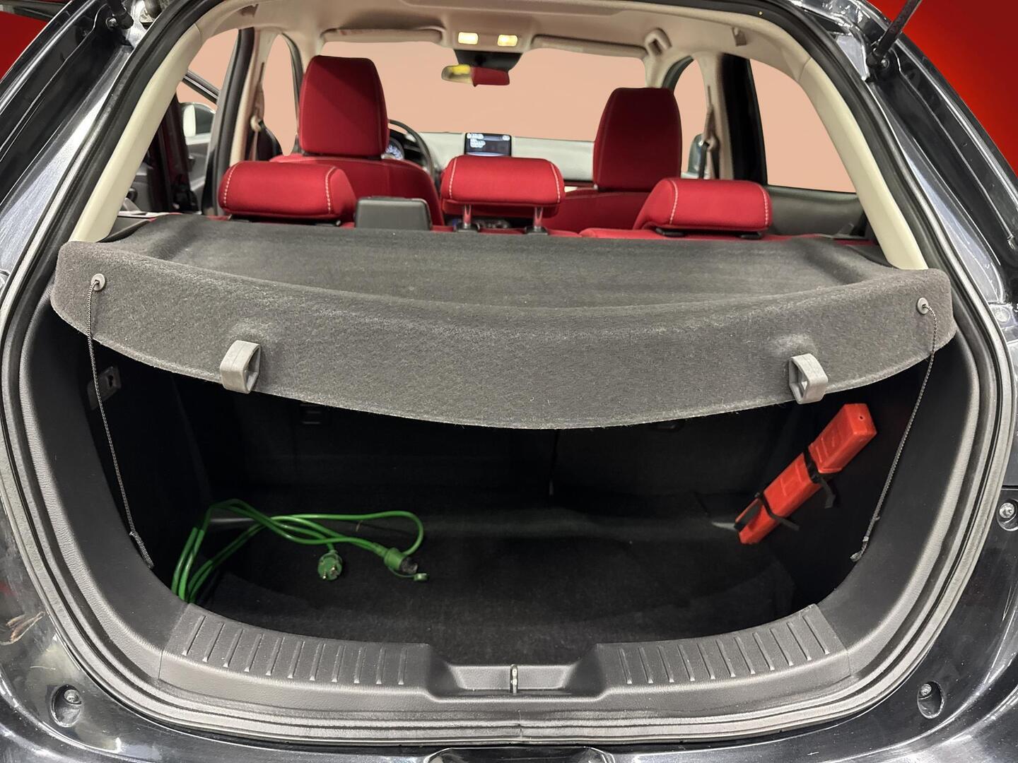 MAZDA 2 2016