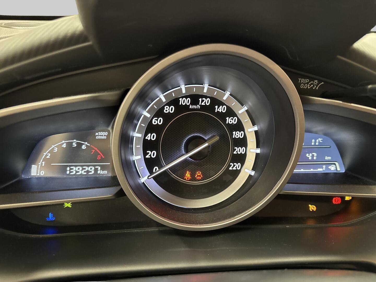 MAZDA 2 2016