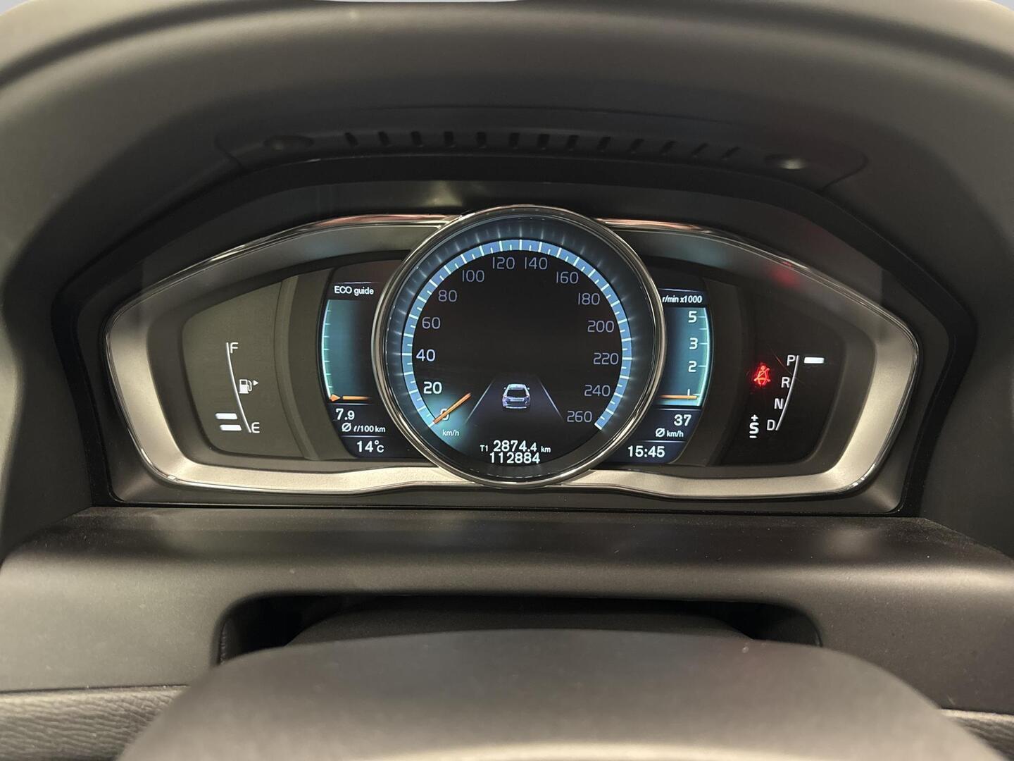VOLVO XC60 2015