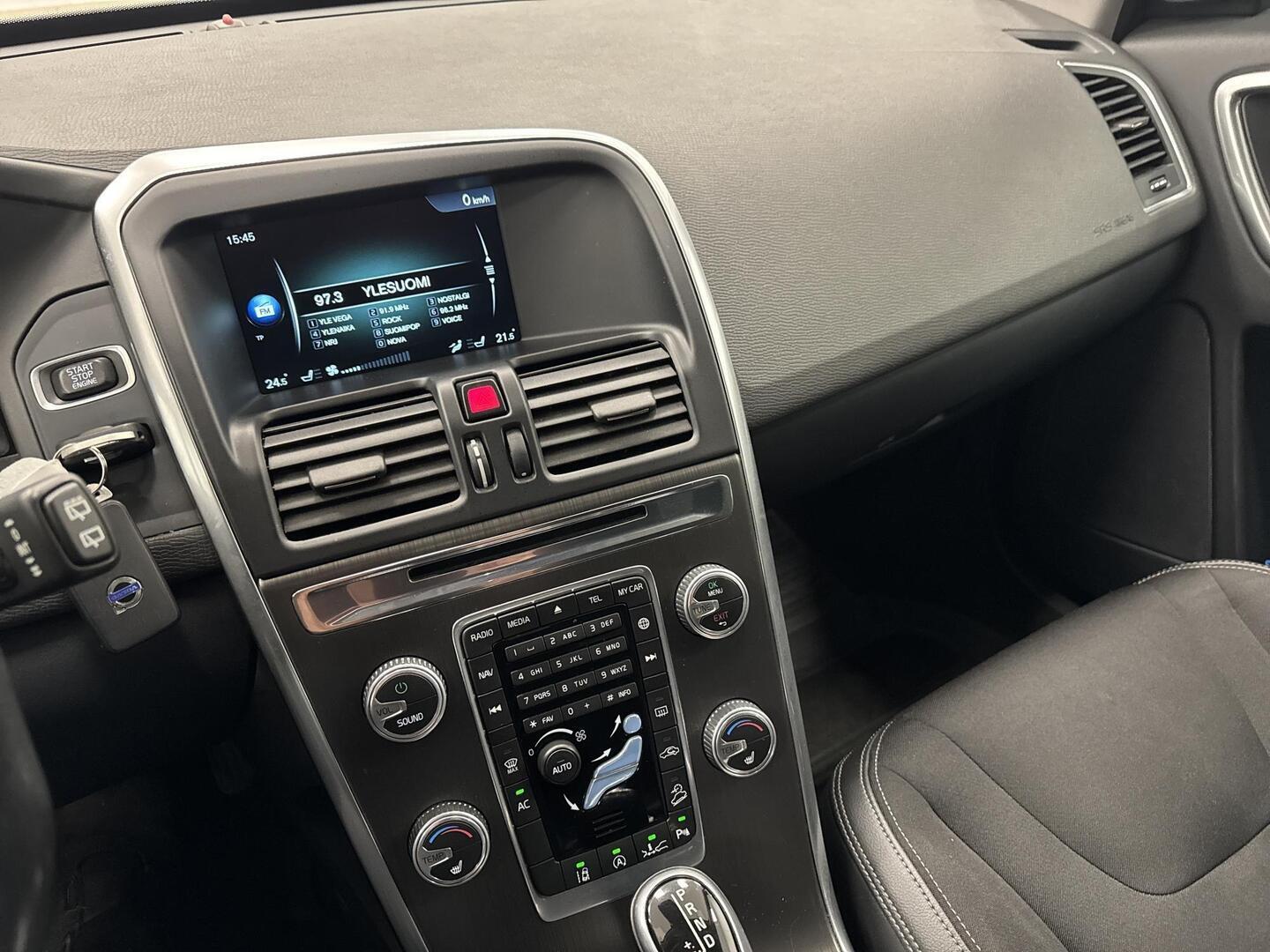 VOLVO XC60 2015