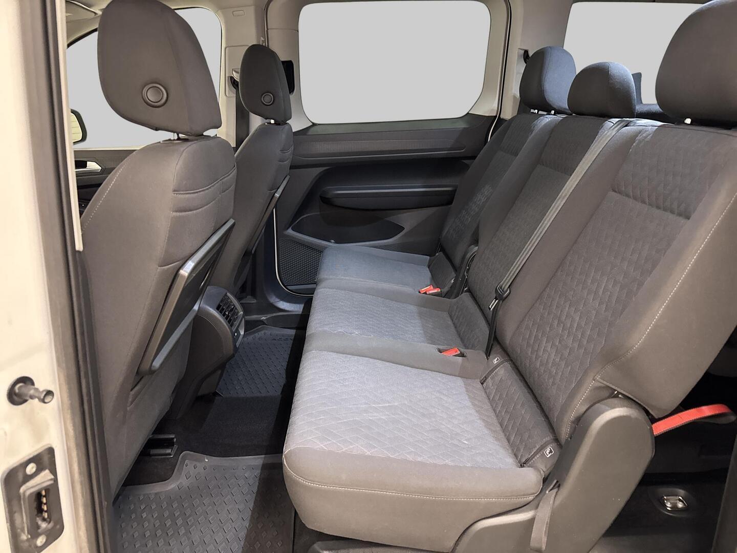 VOLKSWAGEN CADDY MAXI 2023